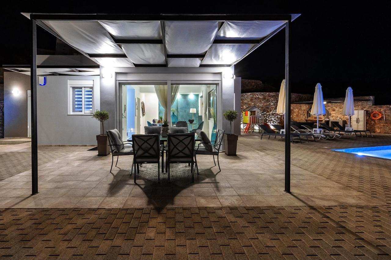 Villa Irifay อายิโอสนิโกลาโอส ภายนอก รูปภาพ